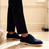 Sapatos elegantes de camurça