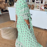 Modena™ - Vestido casual estampado com decote em V e mangas curtas