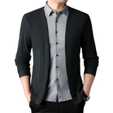 Camisa e casaco de malha 2 em 1