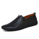 Mocassins elegantes e respiráveis em pele