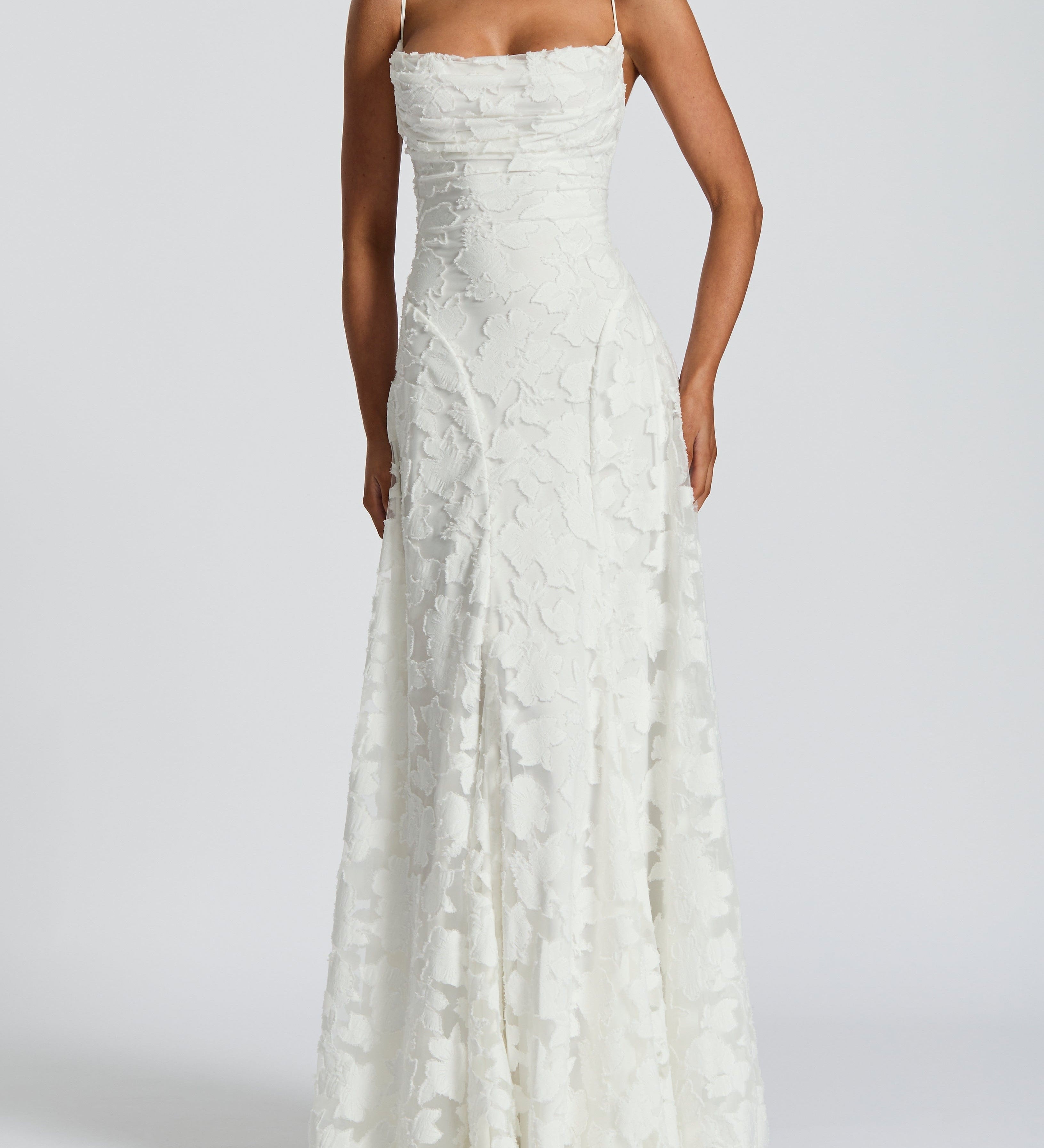 Rhoda™ – Elegância fluida no estilo maxi intemporal