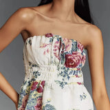 Look de verão com blusa elástica e calça de cintura alta