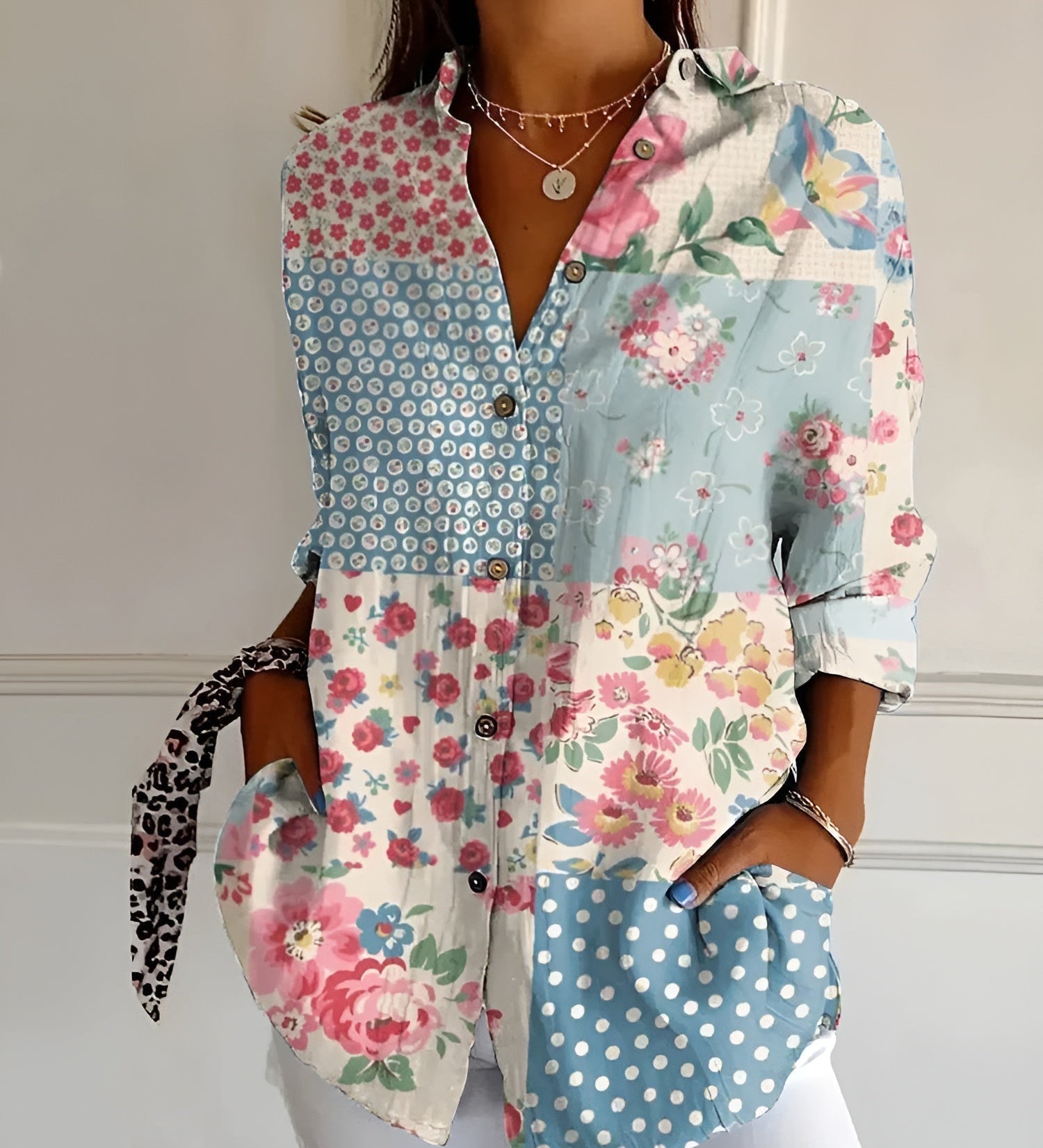 Roberta™ | CAMISA FLORAL RELAX FIT PERFEITA PARA TODAS AS OCASIÕES