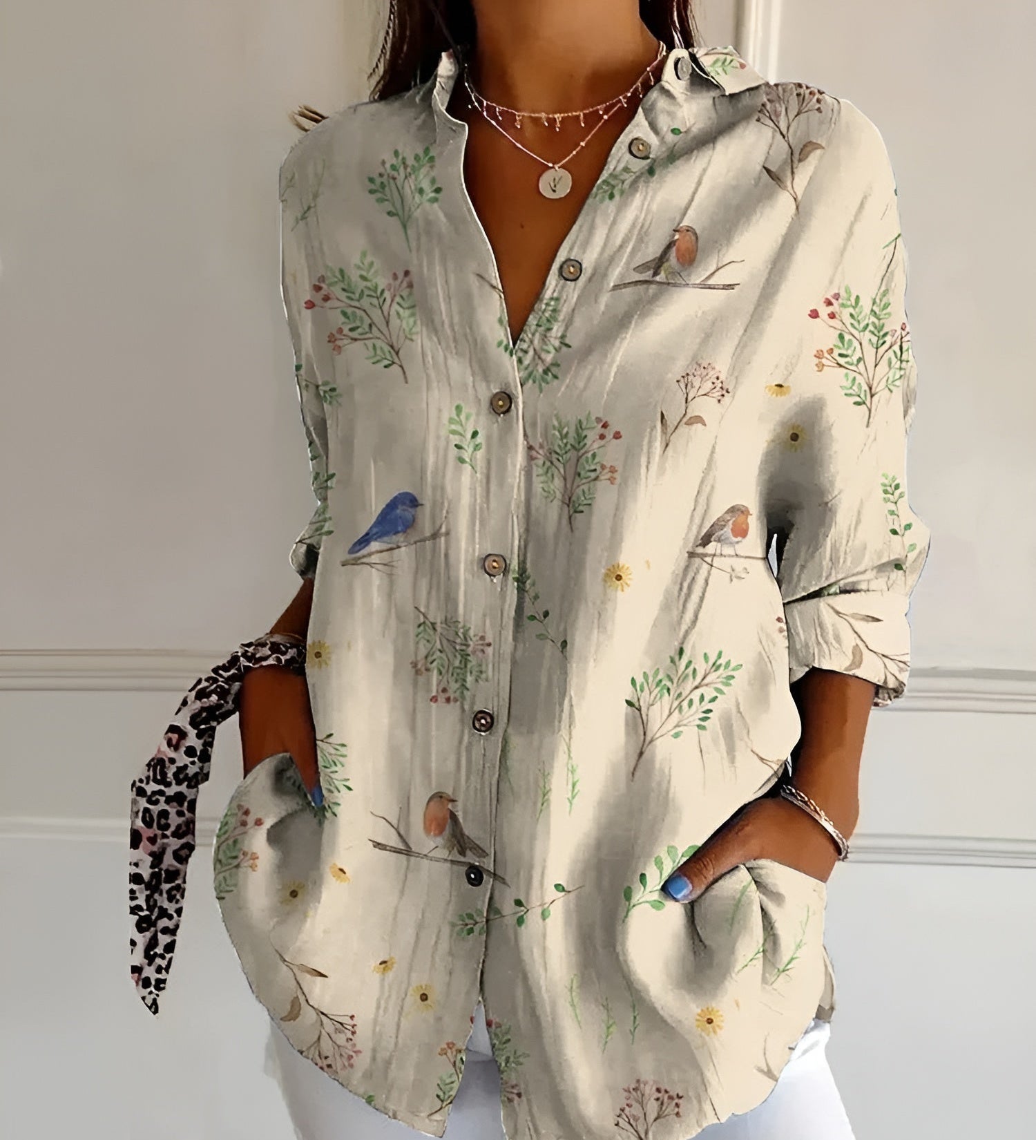 Roberta™ | CAMISA FLORAL RELAX FIT PERFEITA PARA TODAS AS OCASIÕES