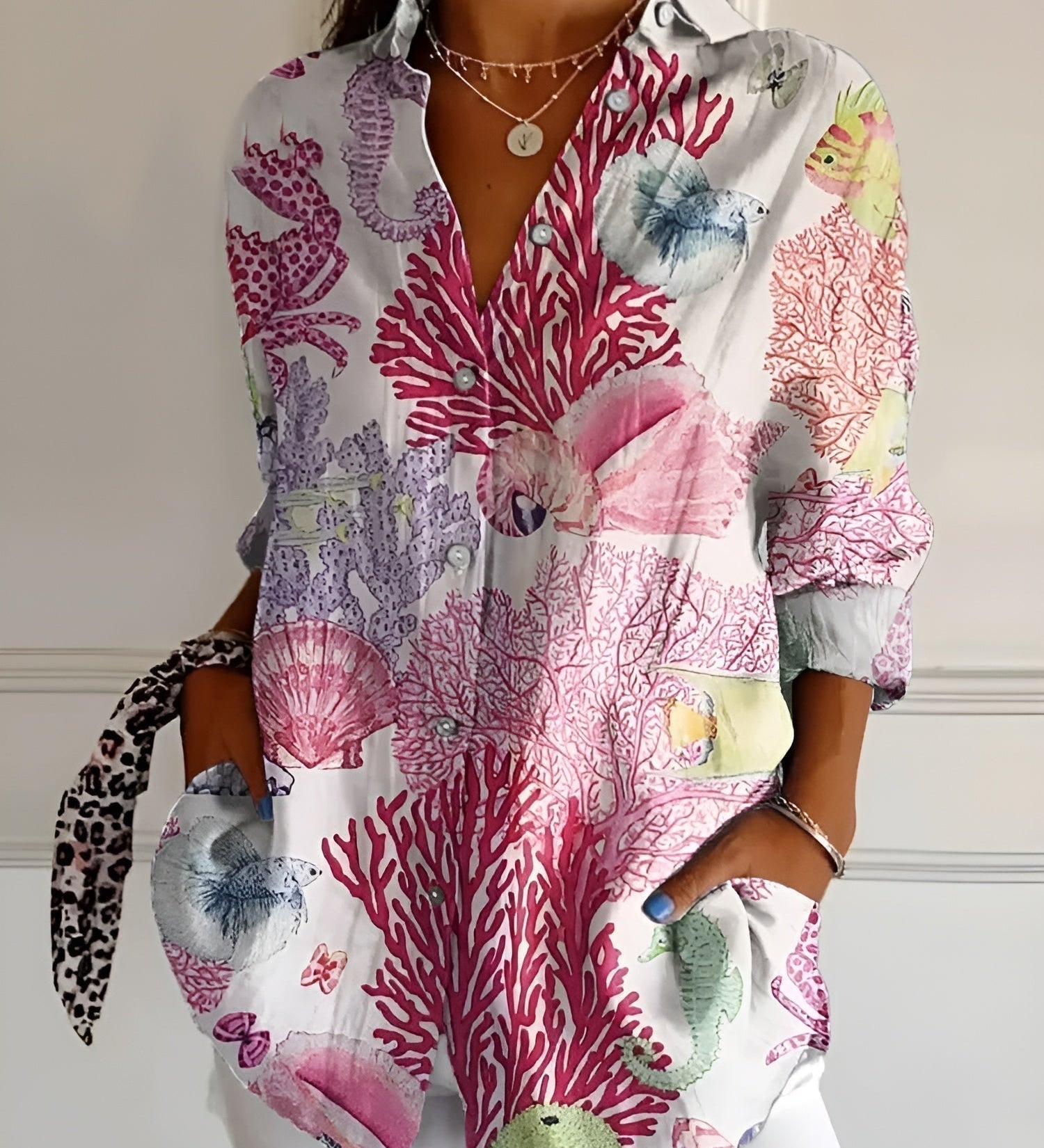 Roberta™ | CAMISA FLORAL RELAX FIT PERFEITA PARA TODAS AS OCASIÕES