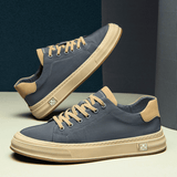 Sapatos de homem elegantes