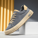 Sapatos de homem elegantes